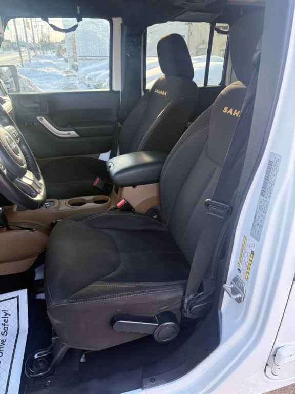 2015 Jeep Wrangler Unlimited Image 16