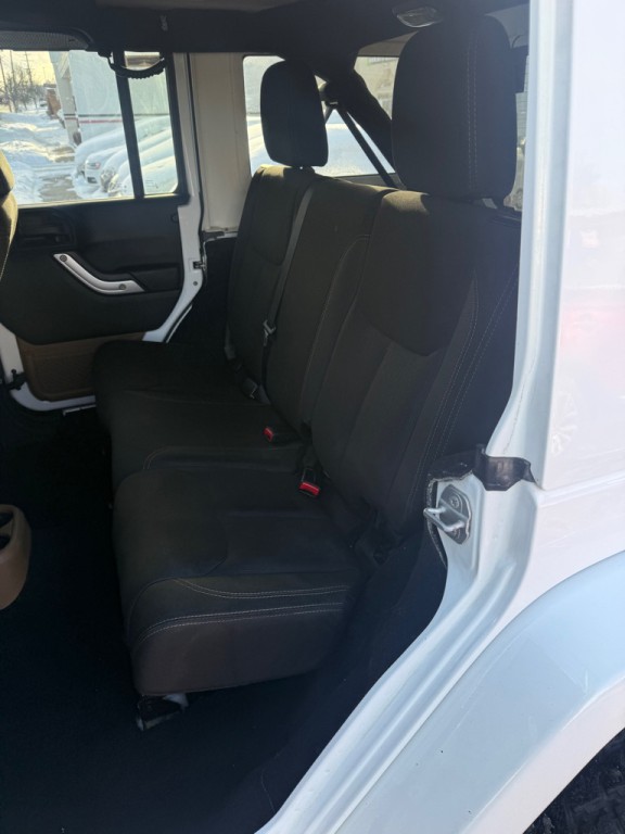 2015 Jeep Wrangler Unlimited Image 17