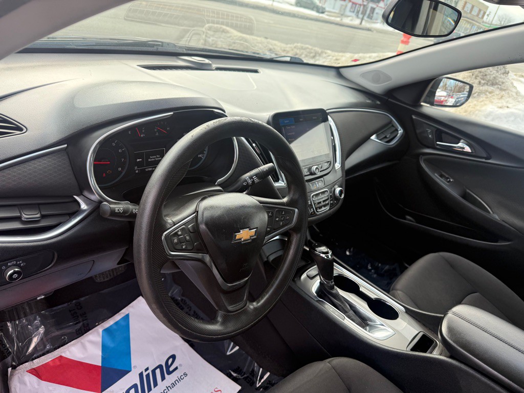2020 Chevrolet Malibu Image 11