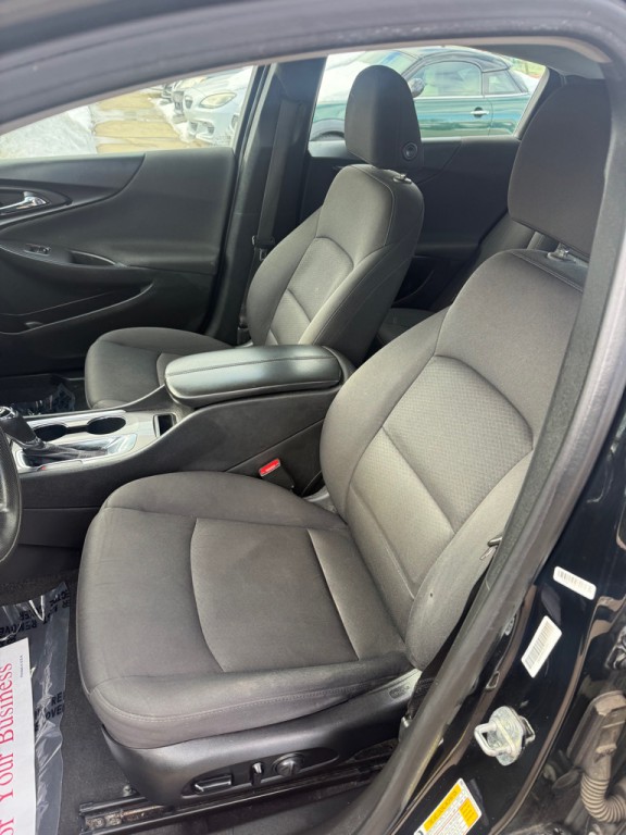 2020 Chevrolet Malibu Image 14