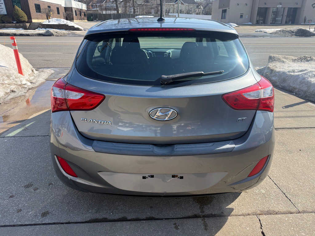 2016 Hyundai Elantra Image 7