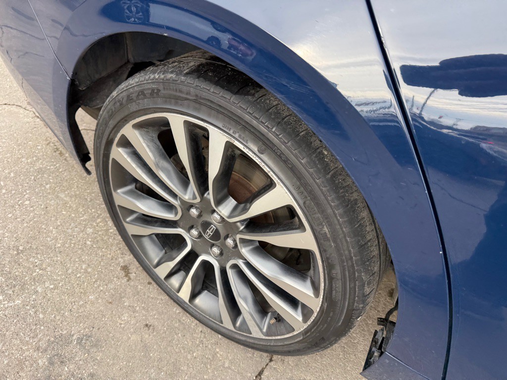 2018 Lincoln Continental Image 4