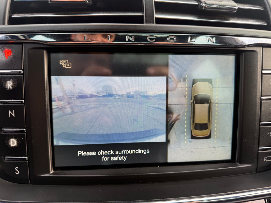 2018 Lincoln Continental Image 20