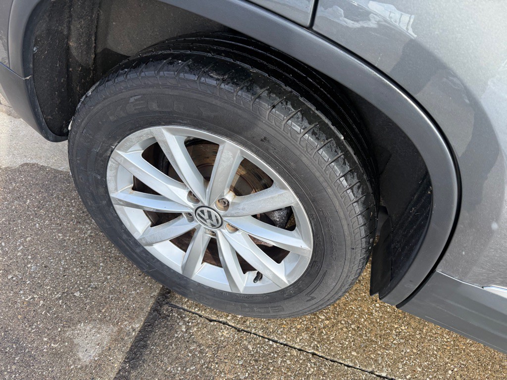 2017 Volkswagen Tiguan Image 5