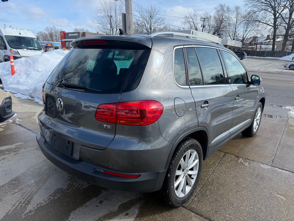 2017 Volkswagen Tiguan Image 6