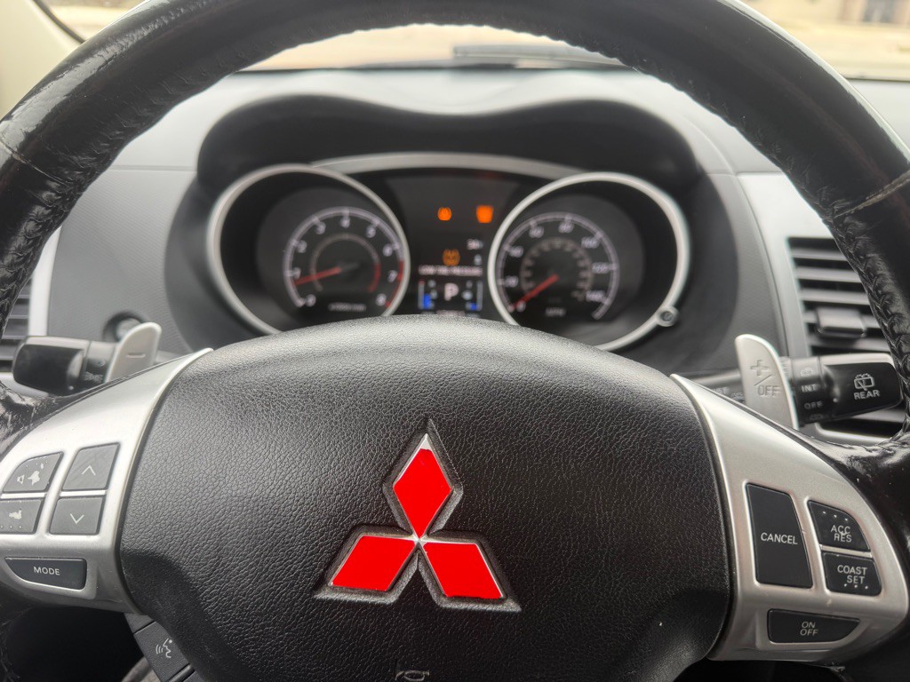 2013 Mitsubishi Outlander Image 19