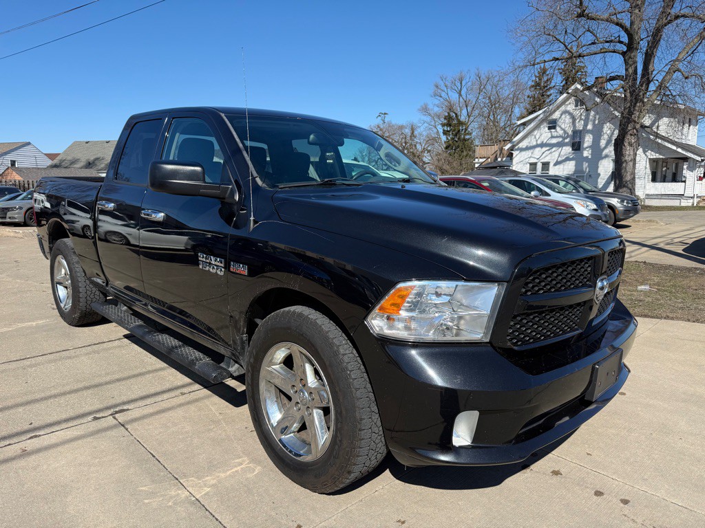 2015 RAM 1500 Image 3
