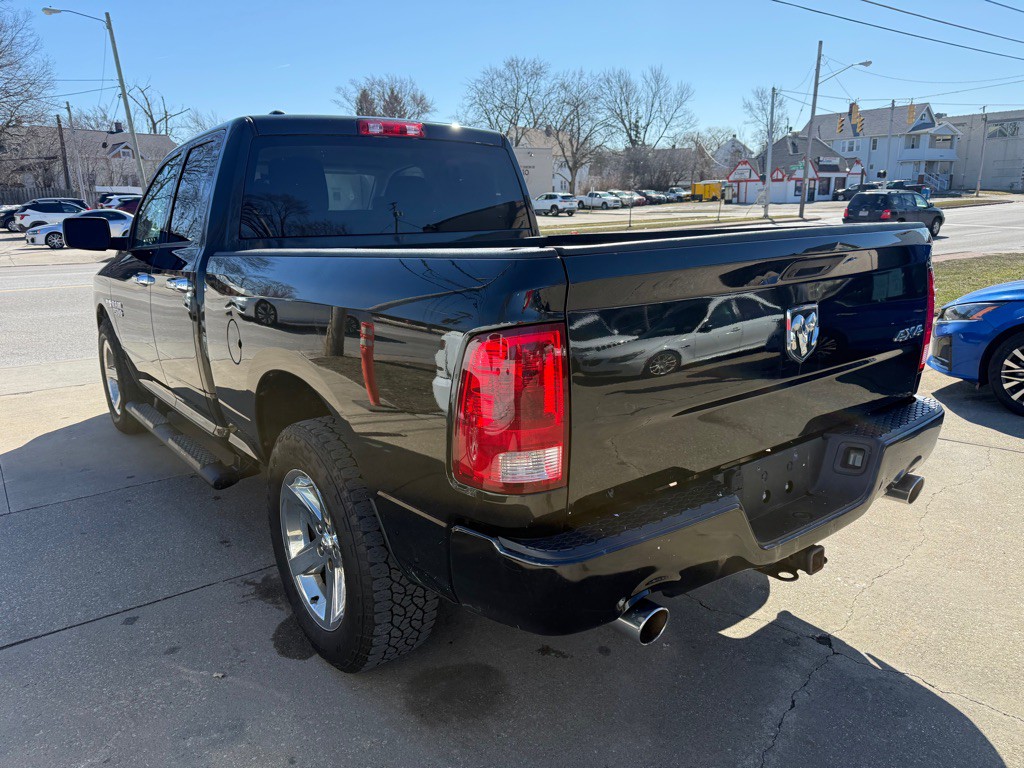 2015 RAM 1500 Image 6