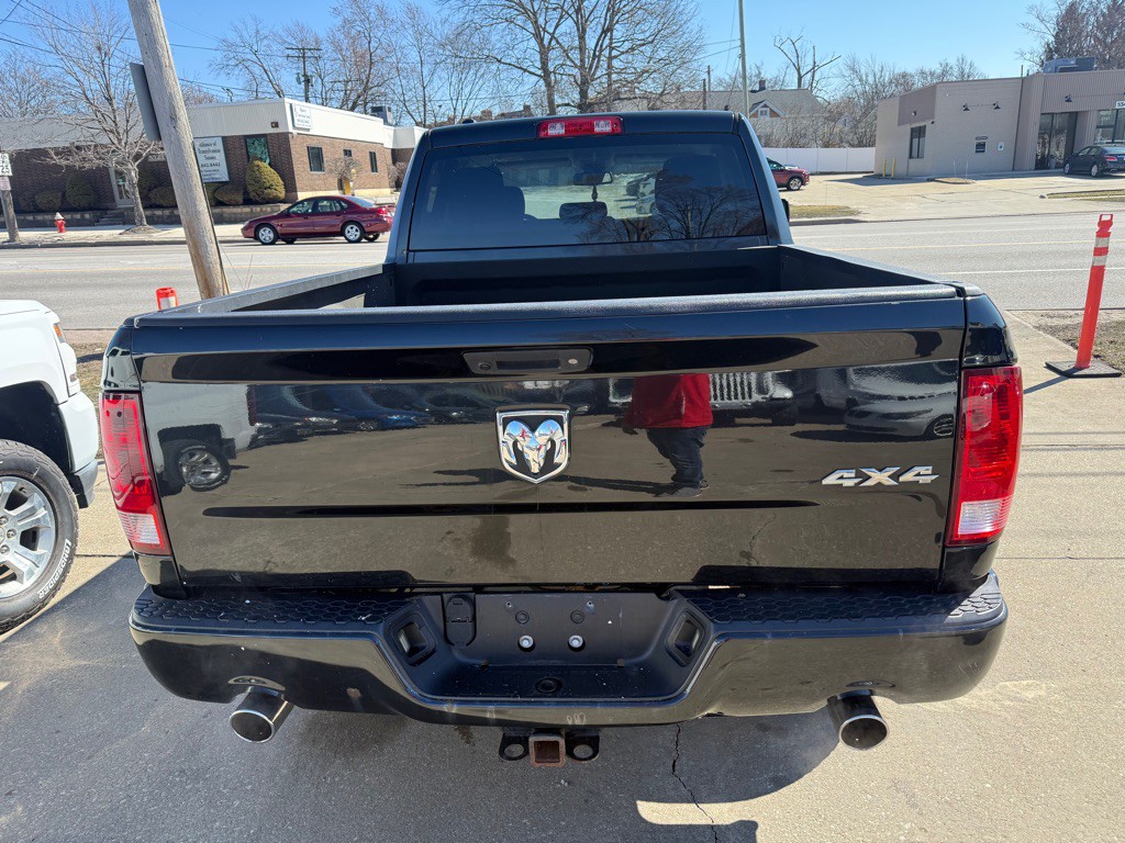 2015 RAM 1500 Image 8