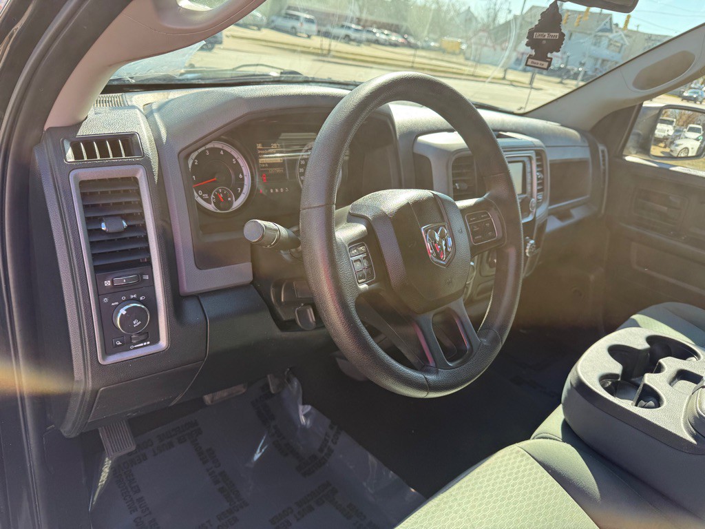 2015 RAM 1500 Image 10