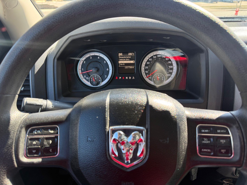 2015 RAM 1500 Image 20