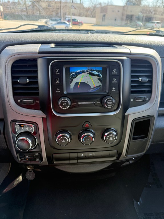 2015 RAM 1500 Image 21