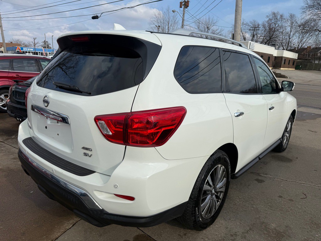 2019 Nissan Pathfinder Image 6