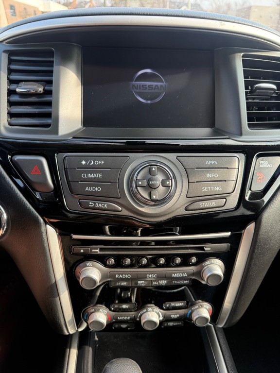 2019 Nissan Pathfinder Image 22