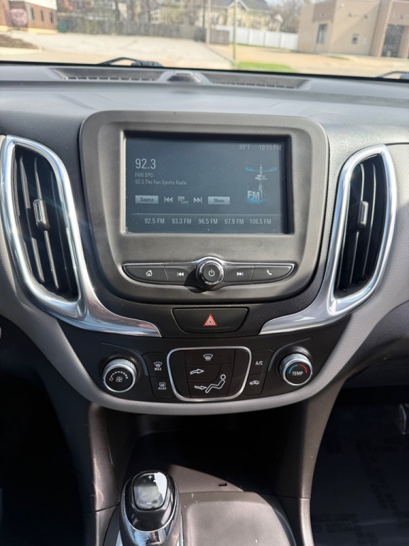 2018 Chevrolet Equinox Image 12