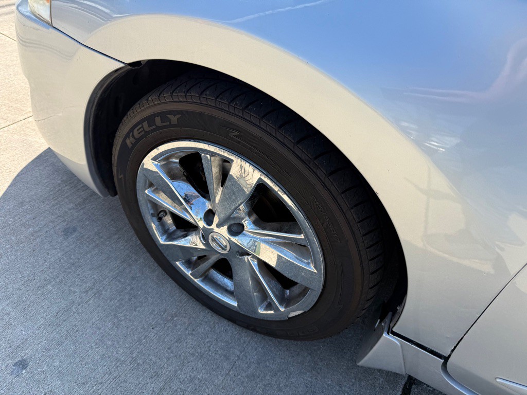 2015 Nissan Altima Image 10