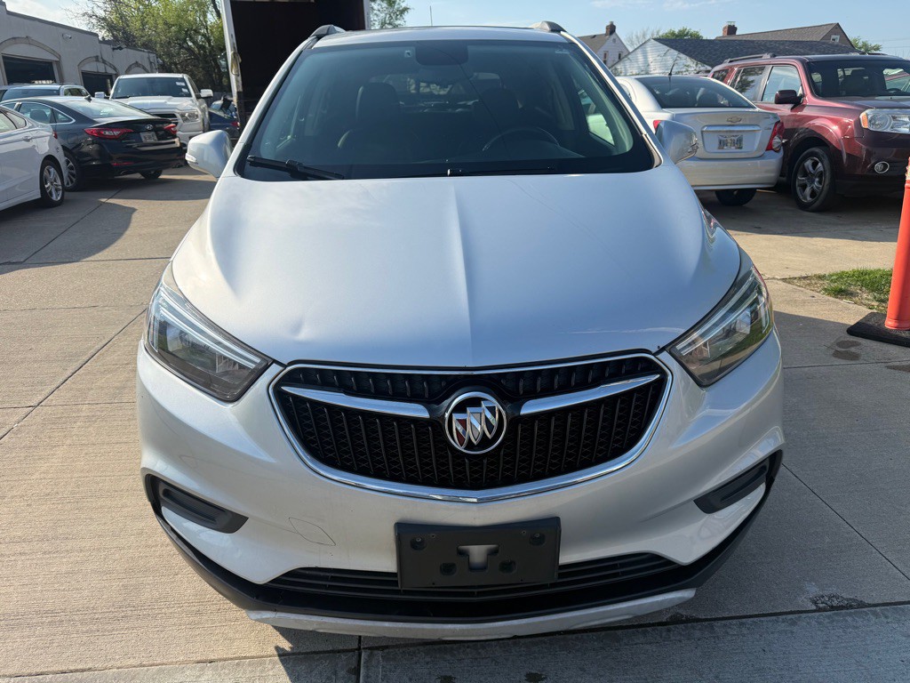 2017 Buick Enclave Image 2