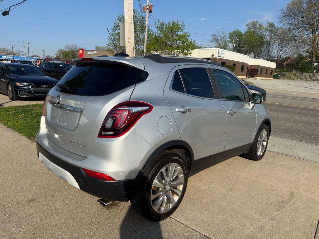 2017 Buick Enclave Image 6