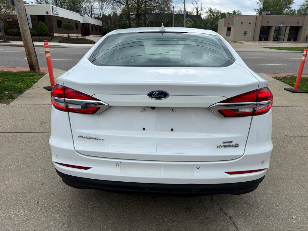 2019 Ford Fusion Image 5