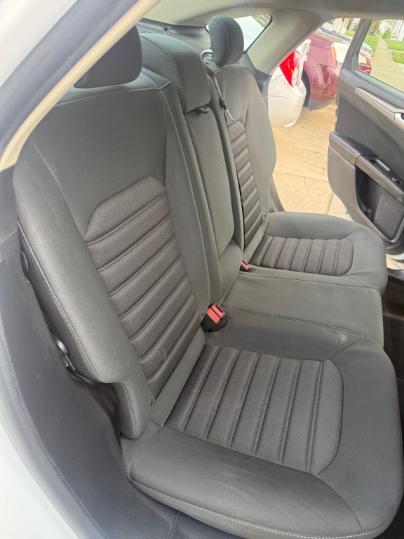 2019 Ford Fusion Image 12