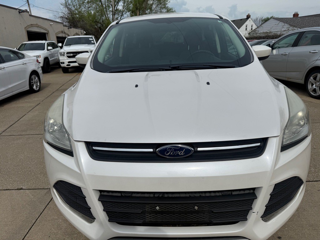 2014 Ford Escape Image 2