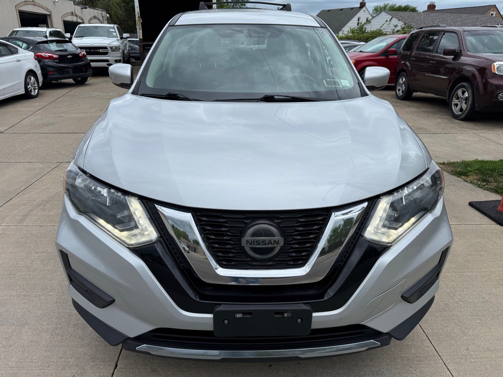 2018 Nissan Rogue Image 3