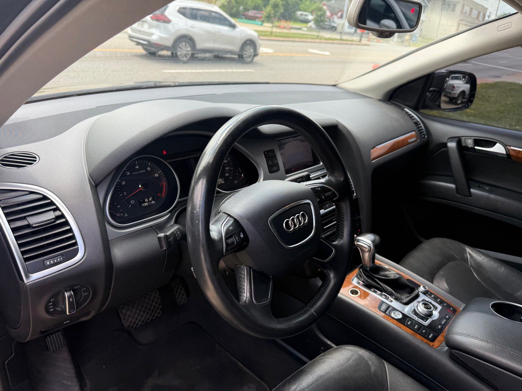 2014 Audi Q7 Image 10