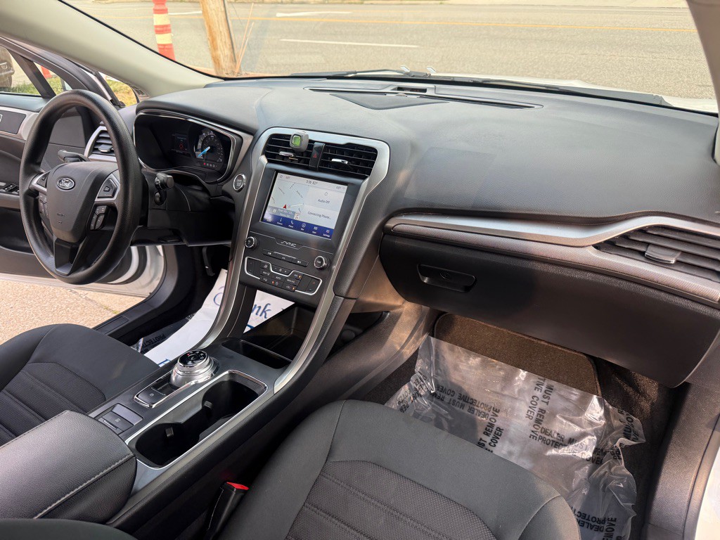 2019 Ford Fusion Image 13