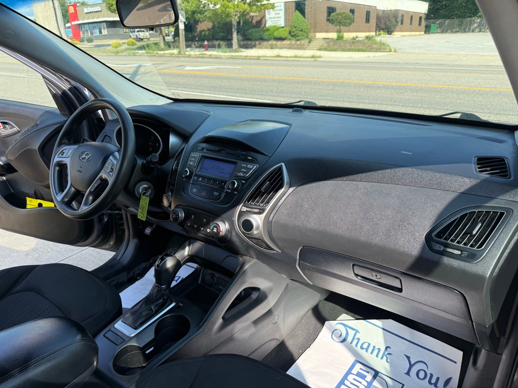 2014 Hyundai Tucson Image 16