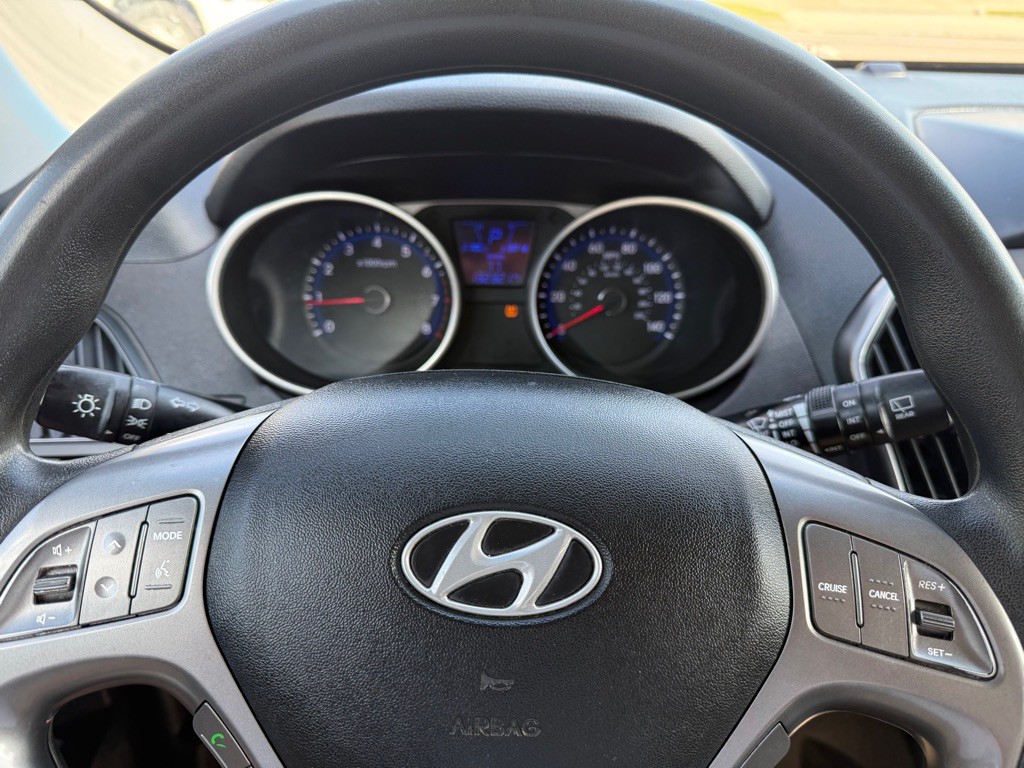 2014 Hyundai Tucson Image 18