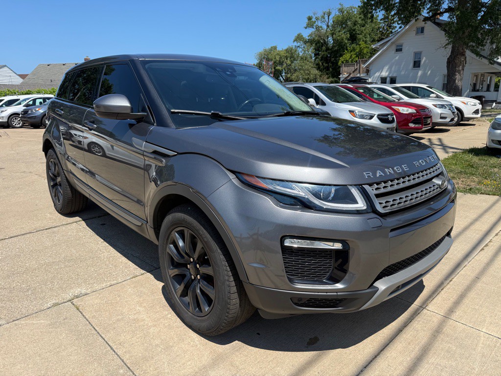 2018 Land Rover Range Rover Evoque Image 3