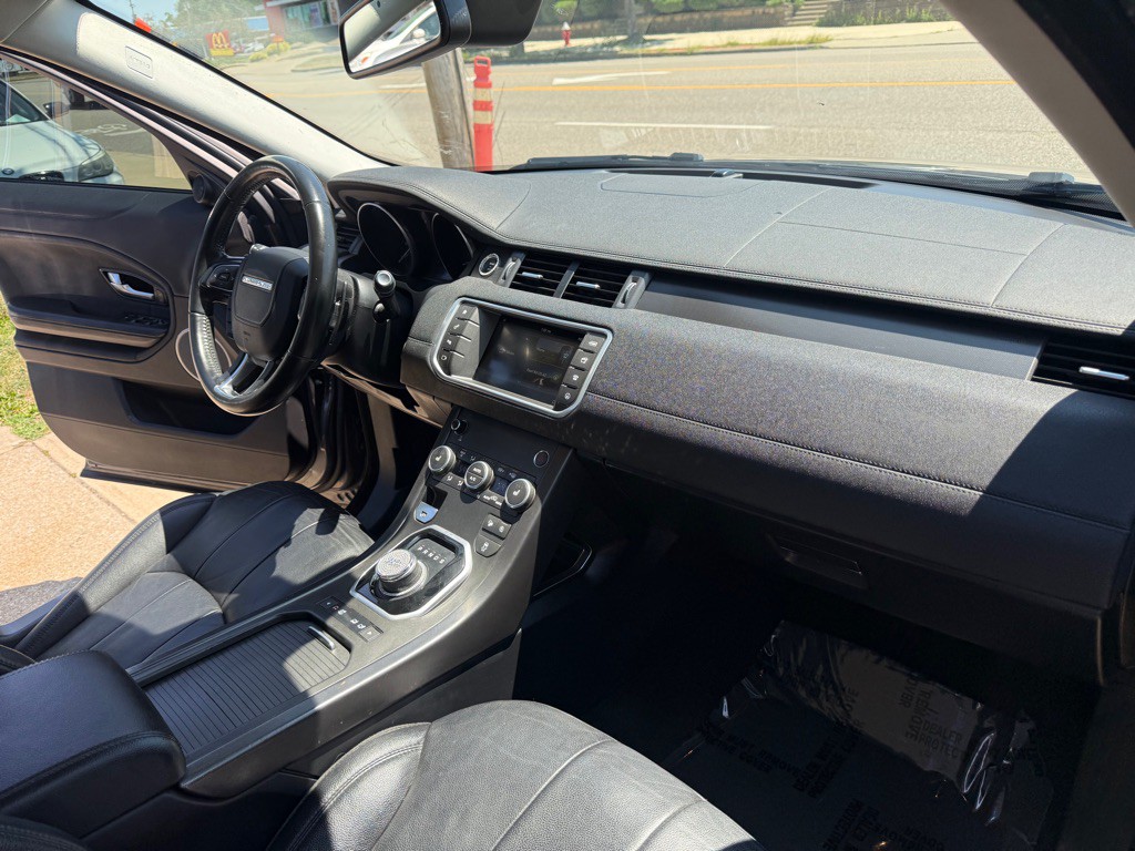 2018 Land Rover Range Rover Evoque Image 14