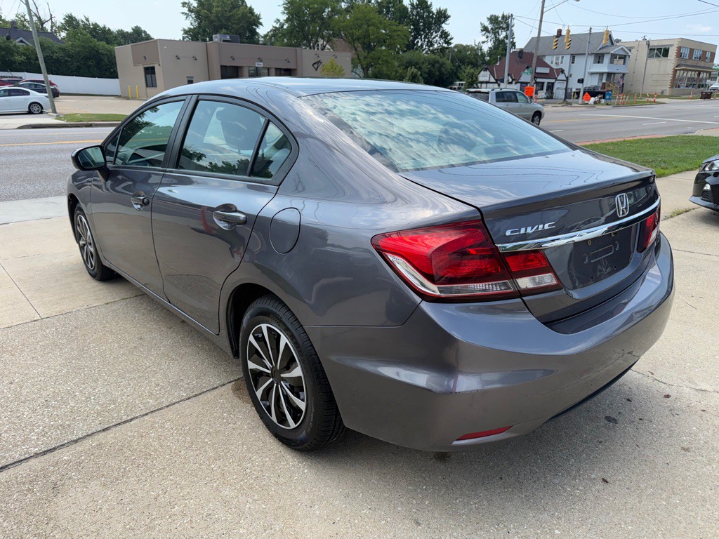 2015 Honda Civic Image 9