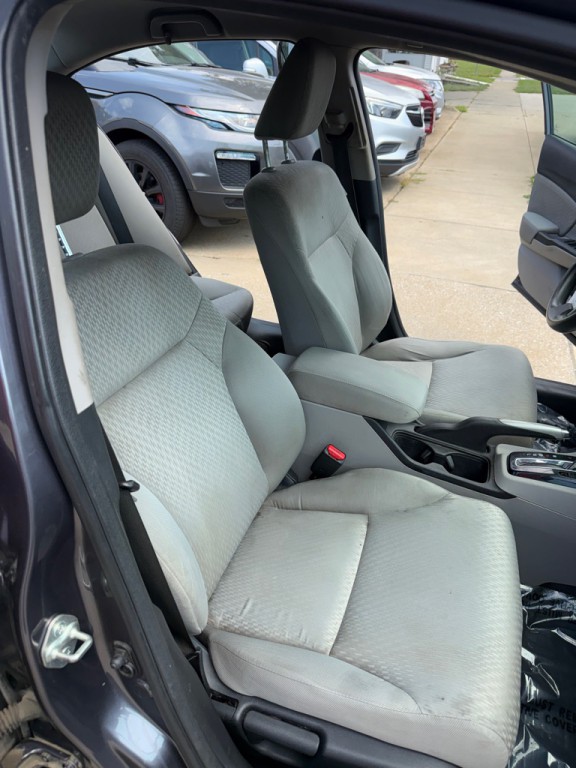 2015 Honda Civic Image 17