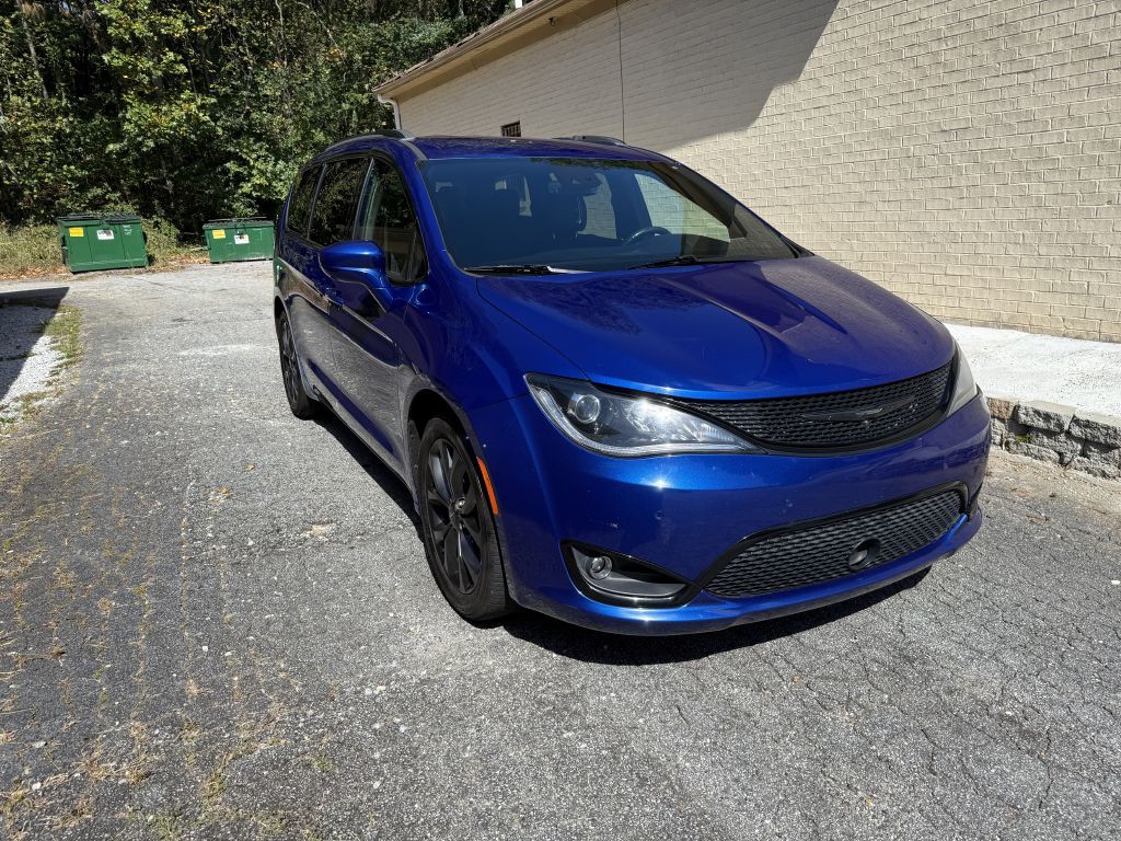 2020 Chrysler Pacifica Image 4