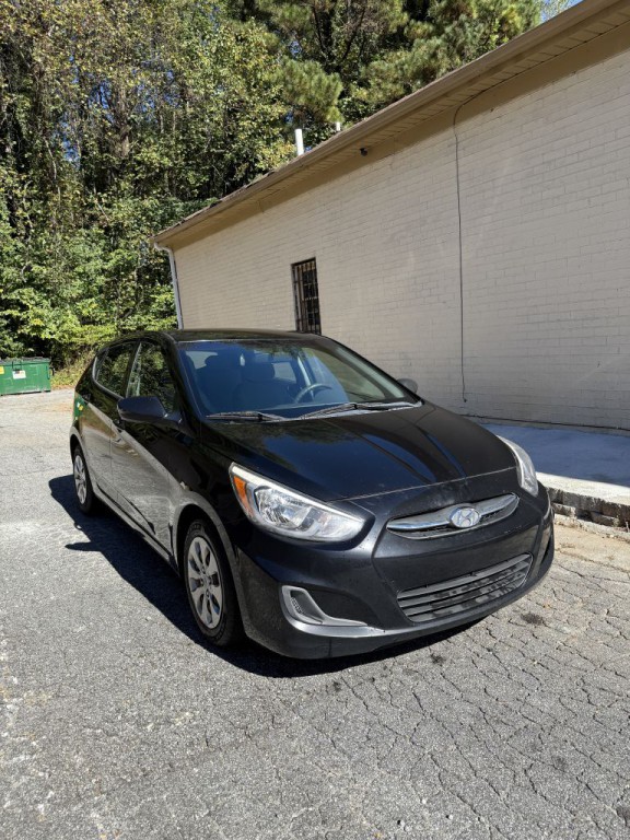 2017 Hyundai Accent Image 3