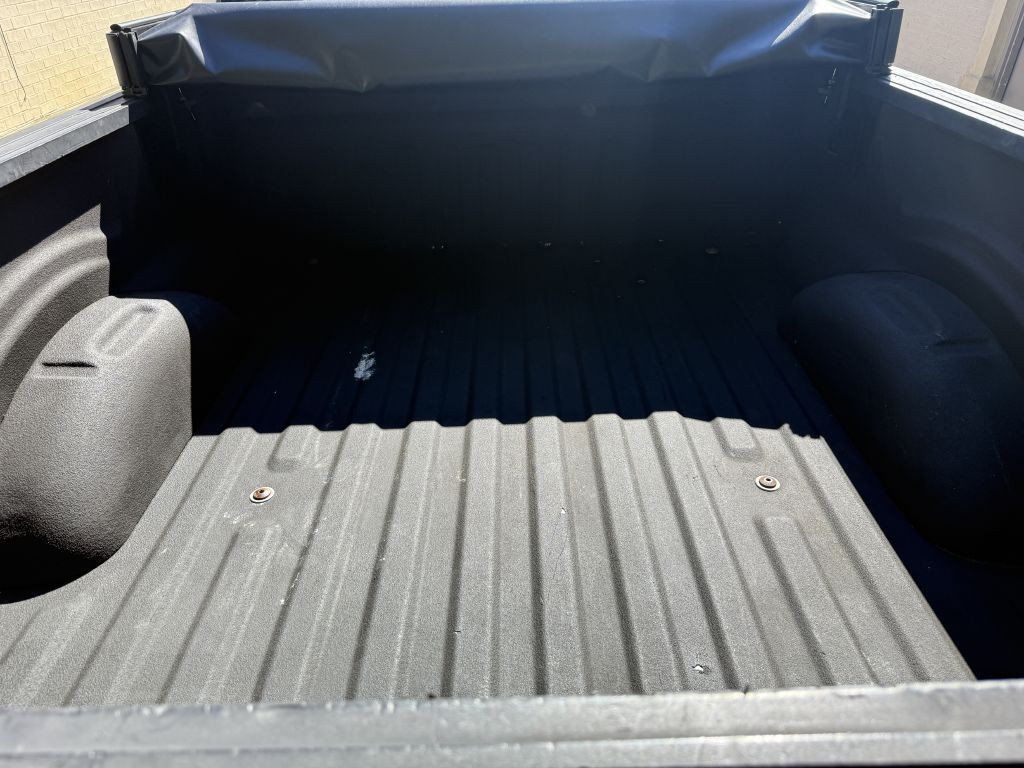2015 Ford F-150 Image 17