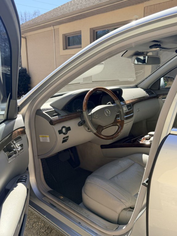 2010 Mercedes-Benz S-Class Image 5