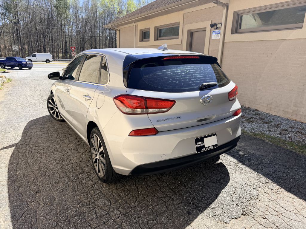 2018 Hyundai Elantra Image 2