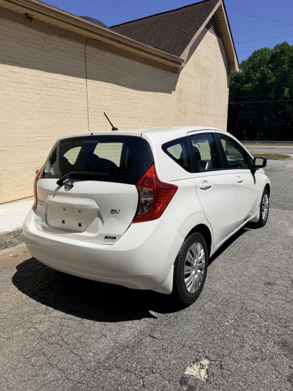 2015 Nissan Versa Image 3