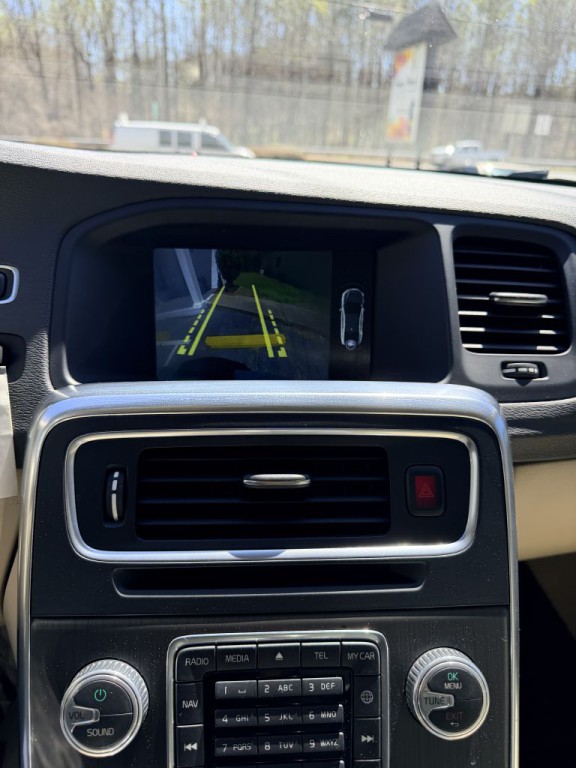 2015 Volvo S60 Image 11