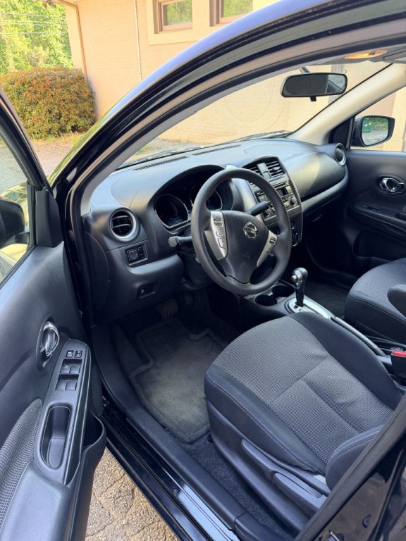 2016 Nissan Versa Image 5
