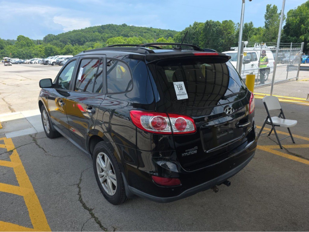 2011 Hyundai Santa Fe Image 3