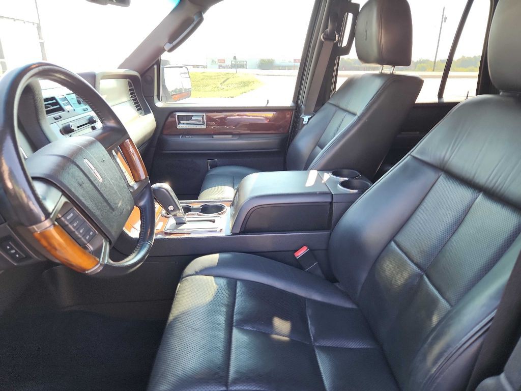 2012 Lincoln Navigator Image 6