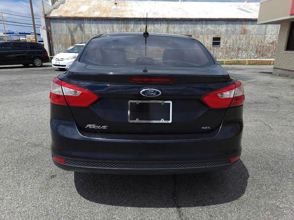 2012 Ford Focus Image 3