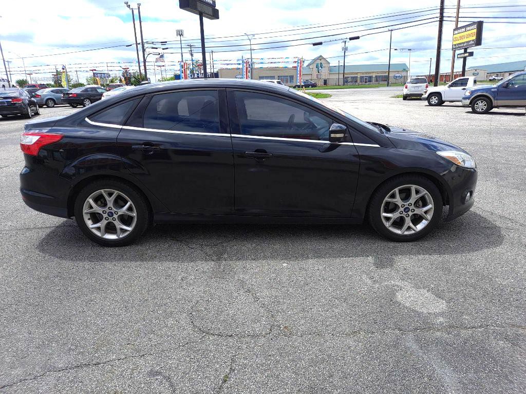 2012 Ford Focus Image 4