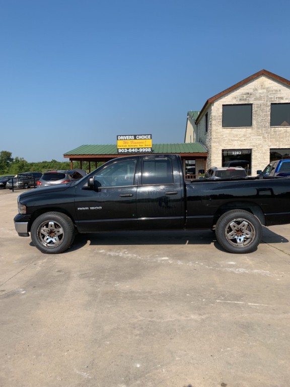 2004 Dodge Ram 1500 Image 2