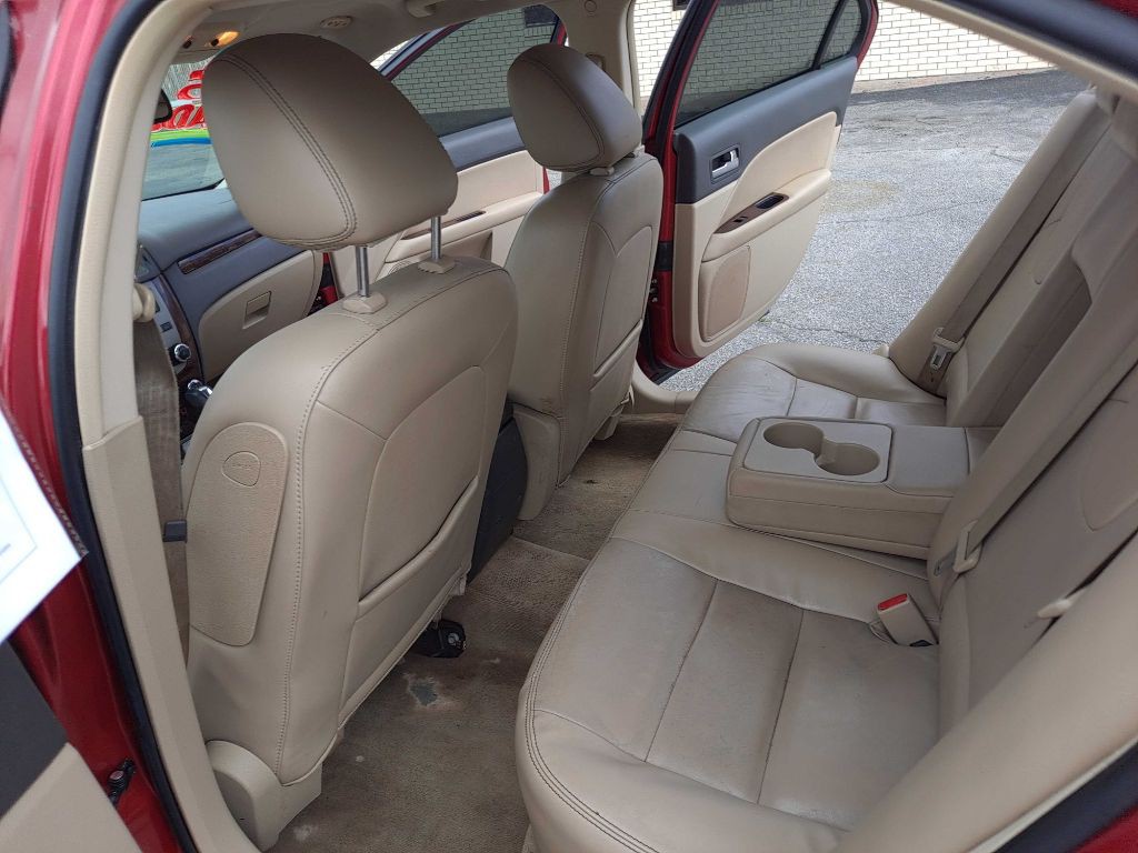 2010 Ford Fusion Image 6