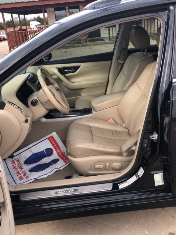 2013 Nissan Altima Image 9