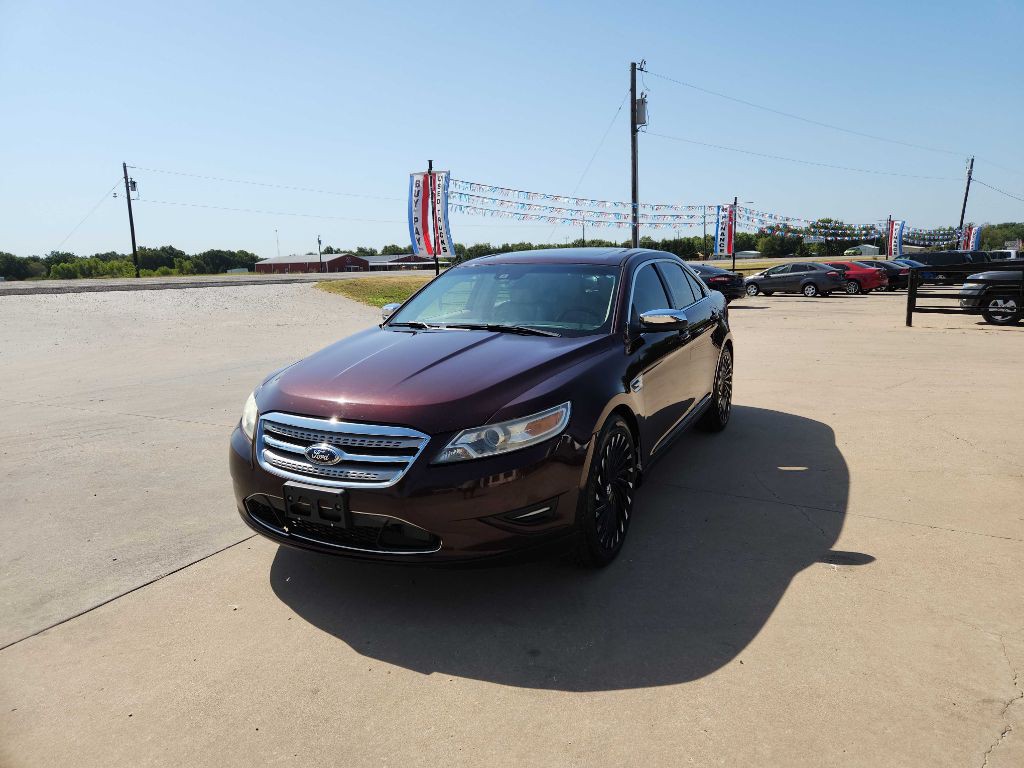 2010 Ford Taurus Image 4